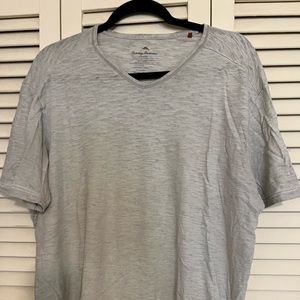 Tommy Bahama V neck t-shirt
